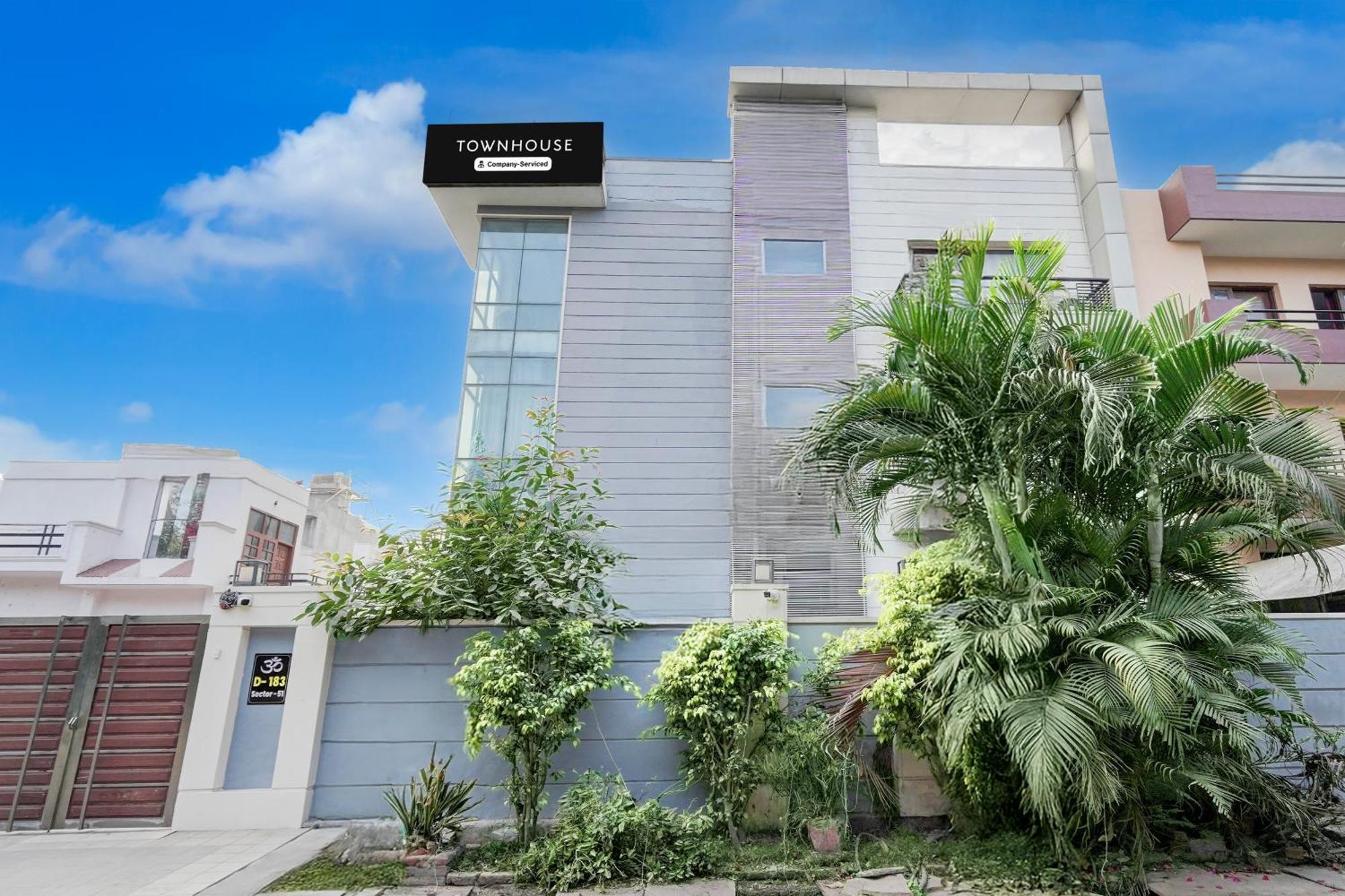 Super Townhouse Sector 51 Noida Near Metro Station Hotel Exterior foto